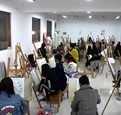 以藝為橋 合作美術(shù)設(shè)計(jì)與制作專業(yè)中的美術(shù)創(chuàng)作探究